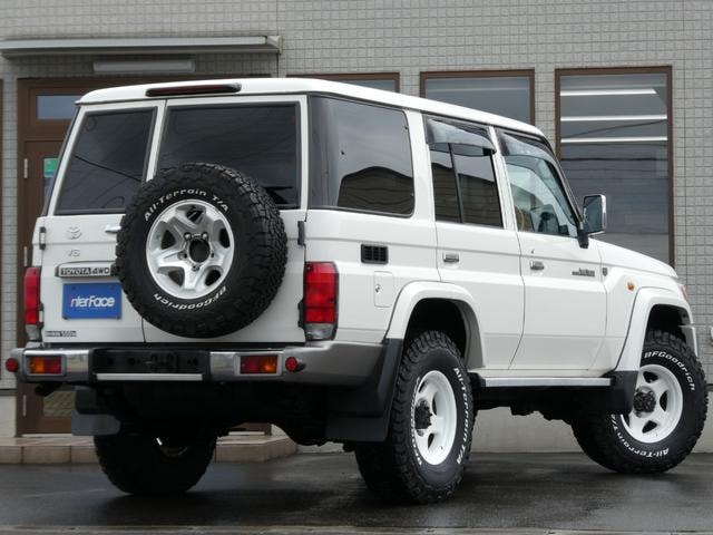 Миниатюра 17
