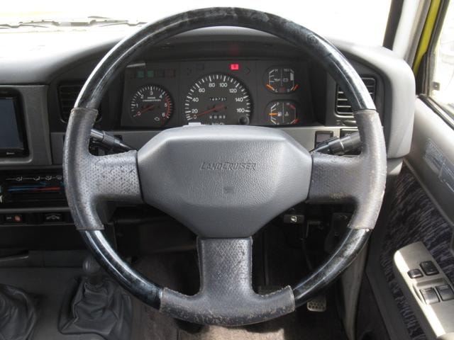 Toyota LAND CRUISER PRADO 1995 — фото автомобиля 1