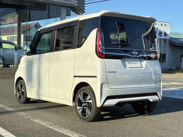 Nissan ROOX 2021 — фото автомобиля 1