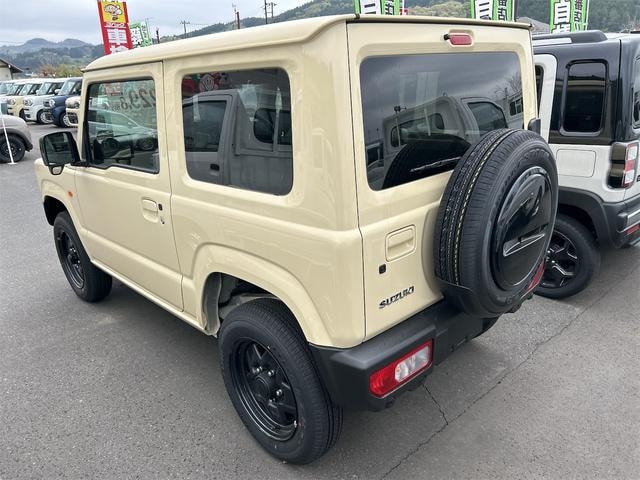 Миниатюра 16