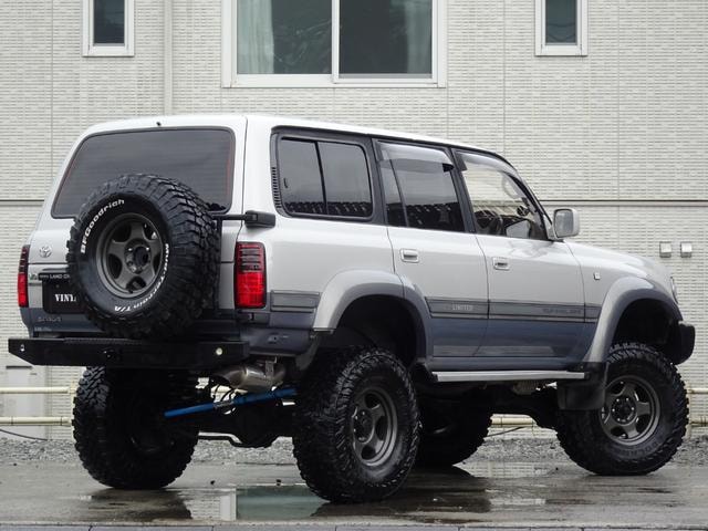 Миниатюра 12