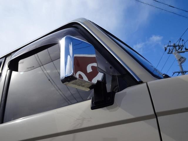 Миниатюра 28