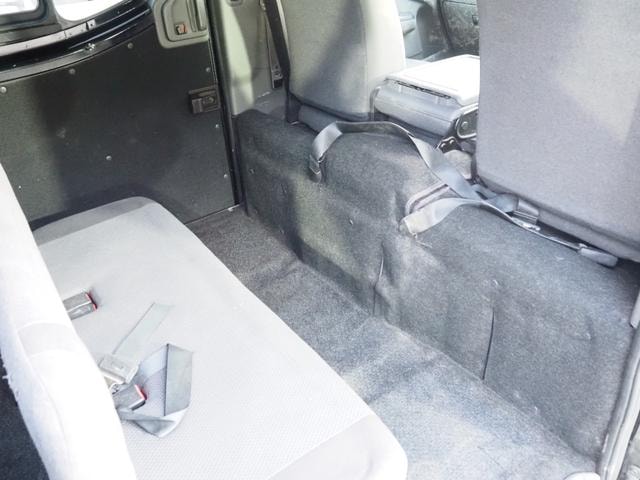 Nissan NV350CARAVAN VAN 2013 — фото автомобиля 1
