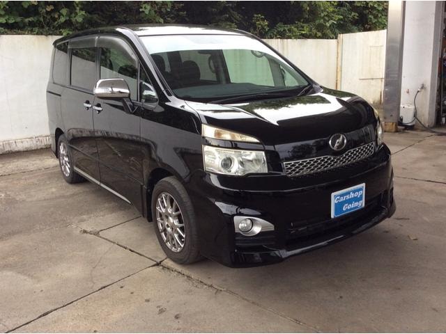 Toyota VOXY 2011 — фото автомобиля 1