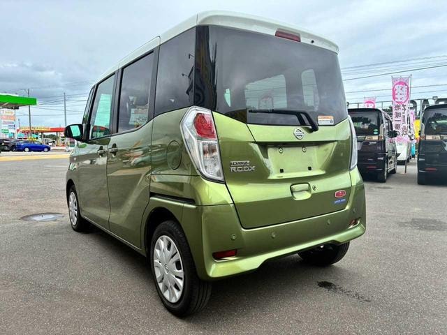 Nissan DAYZ ROOX 2018 — фото автомобиля 1