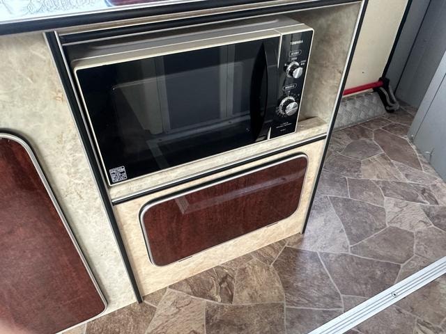 Миниатюра 11