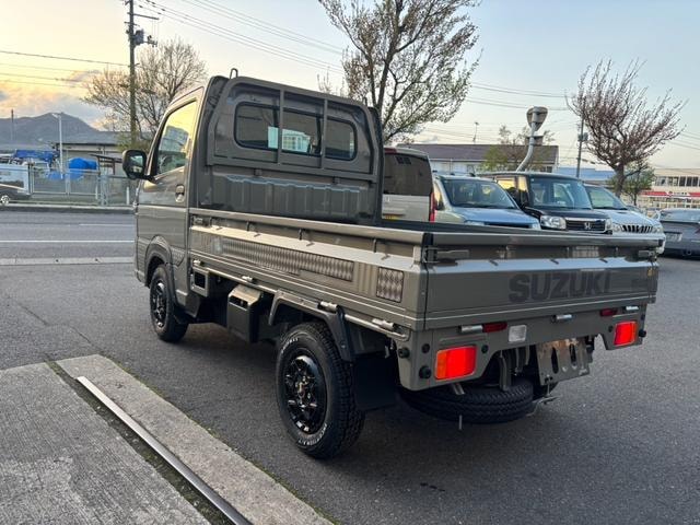 Миниатюра 17