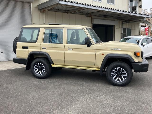 Миниатюра 16