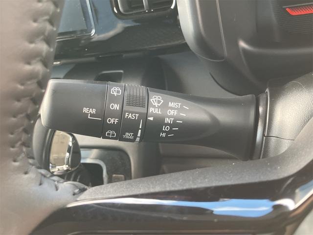 Suzuki SPACIA GEAR 2025 — фото автомобиля 1