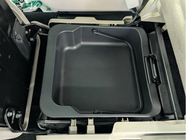 Миниатюра 28