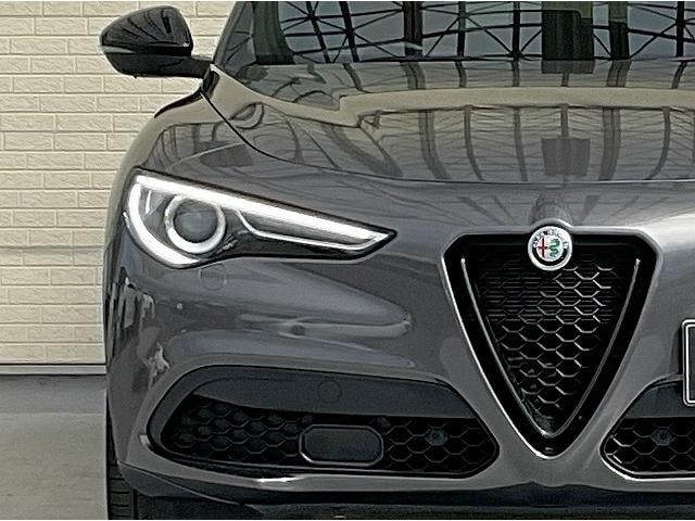 Alfa Romeo STELVIO 2022 — фото автомобиля 1