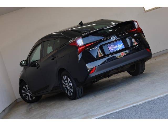 Toyota PRIUS 2020 — фото автомобиля 1