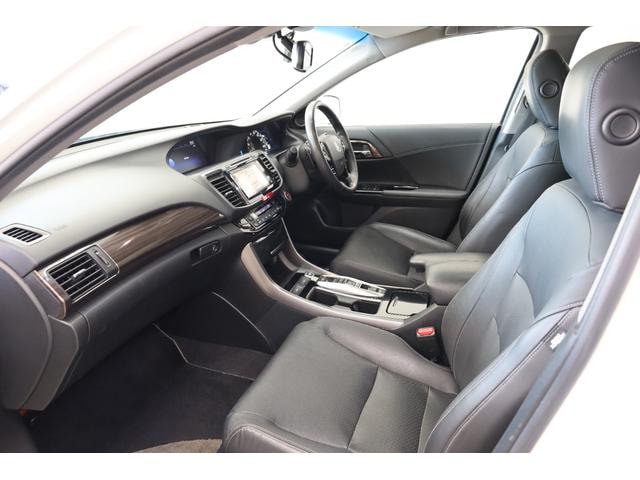 Honda ACCORD HYBRID 2017 — фото автомобиля 1