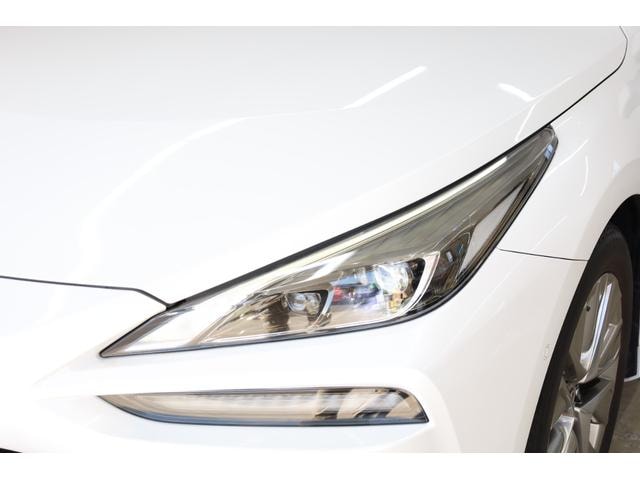 Toyota MIRAI 2021 — фото автомобиля 1
