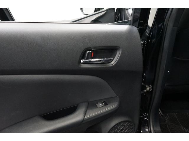 Toyota PRIUS 2018 — фото автомобиля 1