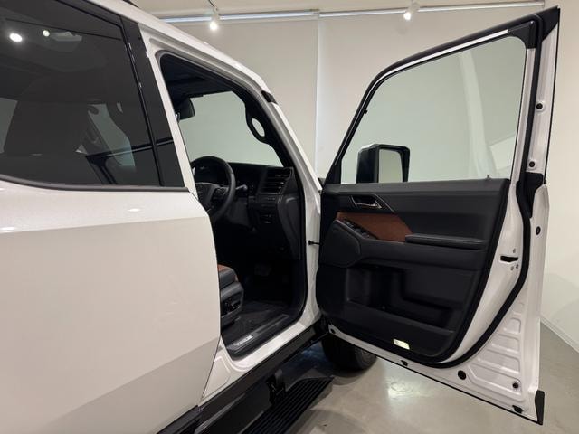 Миниатюра 24