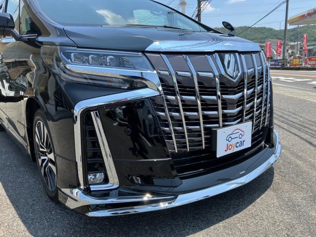 Toyota VELLFIRE 2017 — фото автомобиля 1