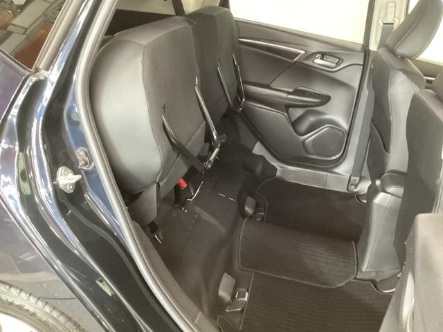 Honda FIT HYBRID 2019 — фото автомобиля 1