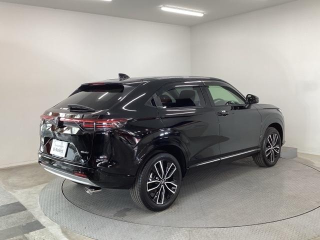 Honda VEZEL 2025 — фото автомобиля 1