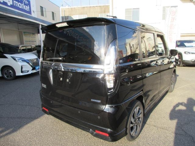 Миниатюра 12
