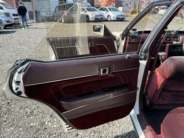 Миниатюра 28