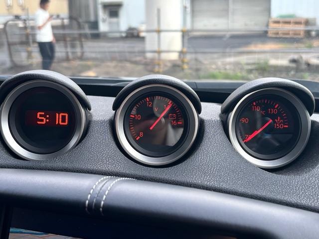Миниатюра 32