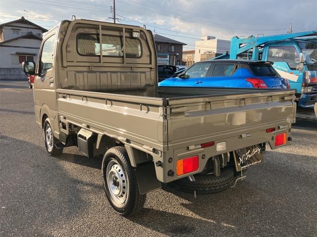 Миниатюра 17