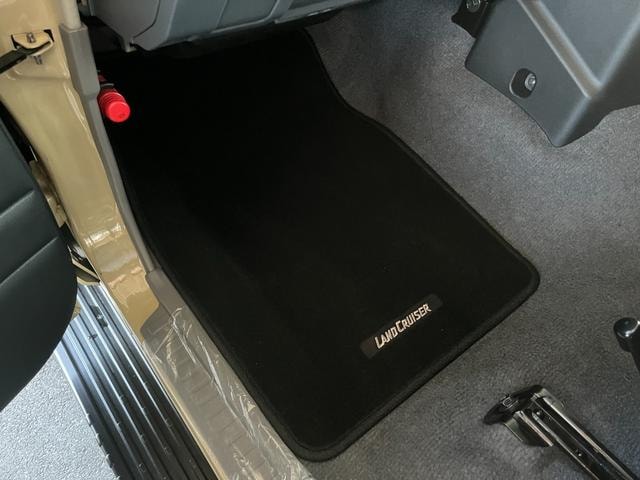 Миниатюра 23
