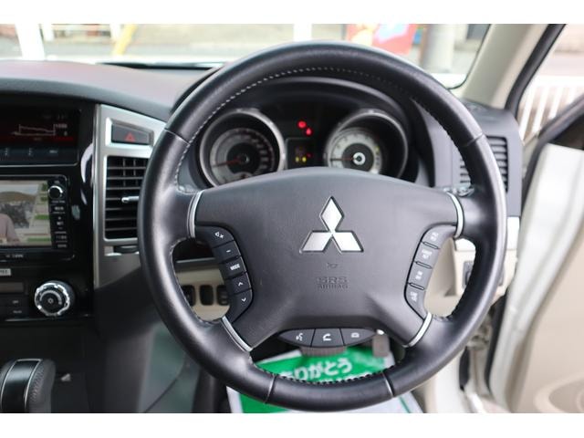 Mitsubishi PAJERO 2019 — фото автомобиля 1