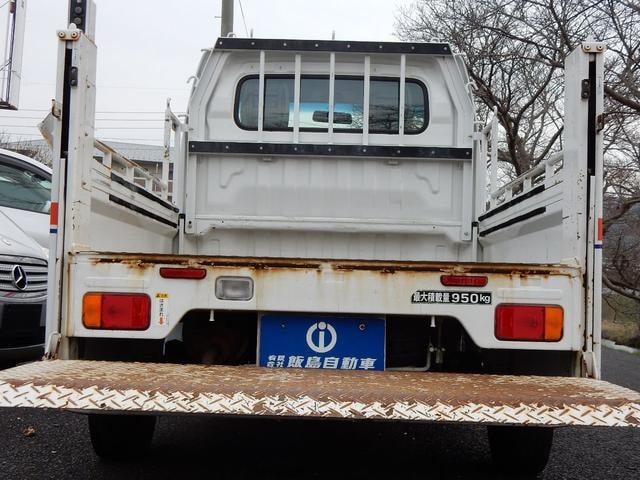 Миниатюра 28