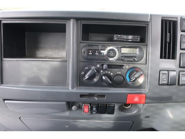 Isuzu ELF TRUCK 2016 — фото автомобиля 1