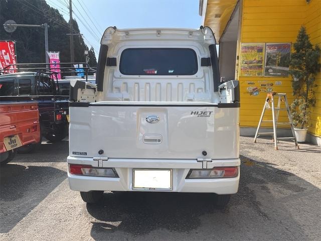 Миниатюра 11