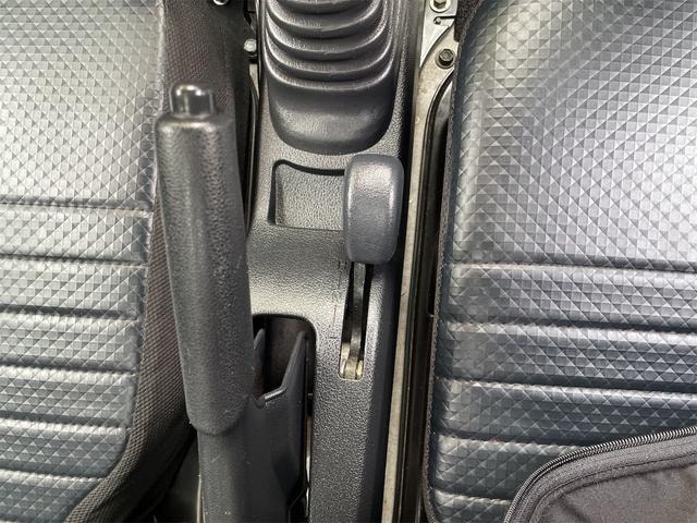 Миниатюра 28
