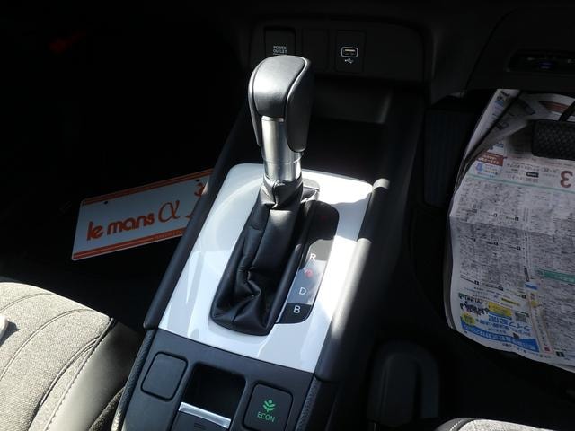 Honda FIT 2025 — фото автомобиля 1