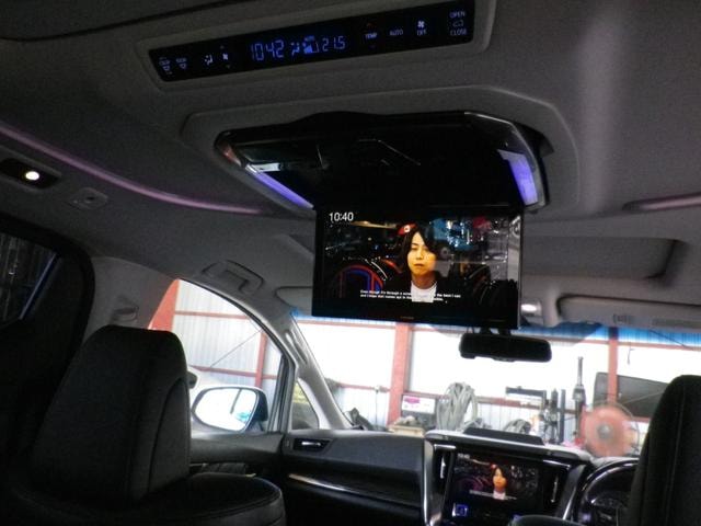 Toyota ALPHARD 2016 — фото автомобиля 1