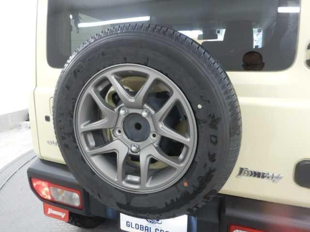 Миниатюра 28