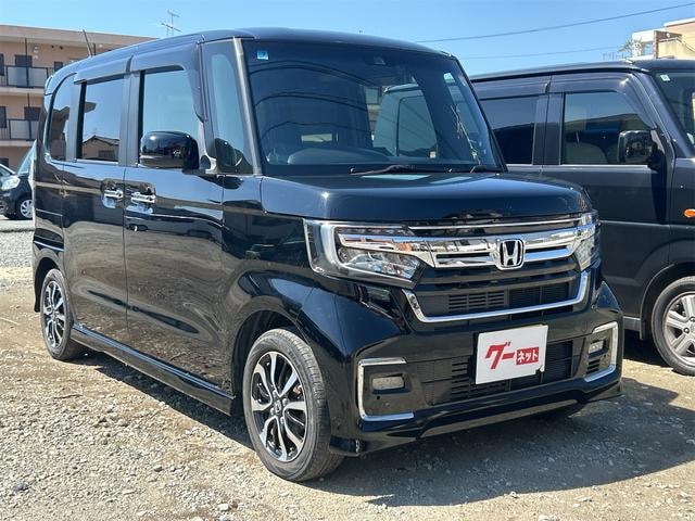 Honda N-BOX CUSTOM 2021 — фото автомобиля 1