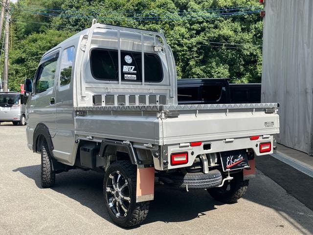Миниатюра 18