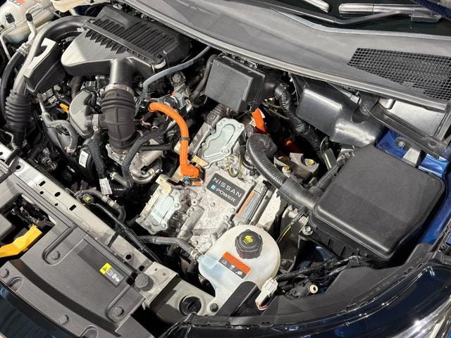 Nissan NOTE 2023 — фото автомобиля 1