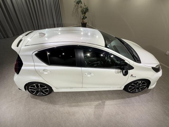 Миниатюра 17