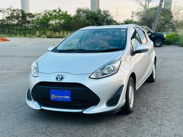 Toyota AQUA 2021 — фото автомобиля 1
