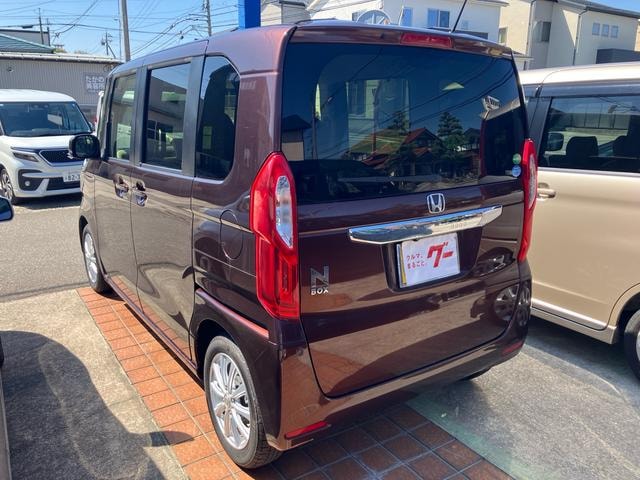 Honda N-BOX 2017 — фото автомобиля 1