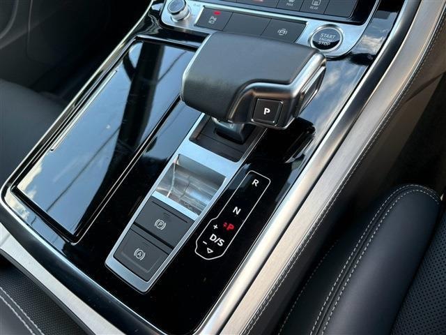 Audi Q7 2025 — фото автомобиля 1