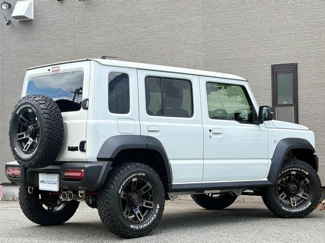 Миниатюра 18