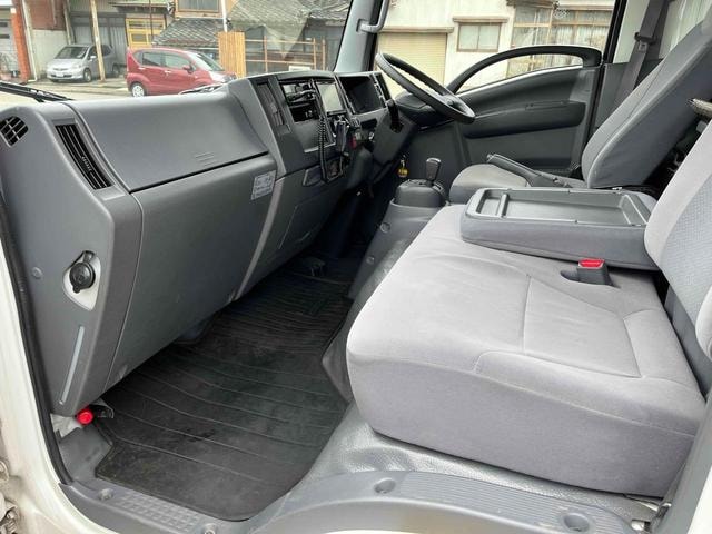 Isuzu ELF TRUCK 2016 — фото автомобиля 1