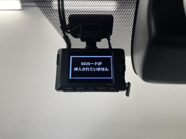 Миниатюра 28