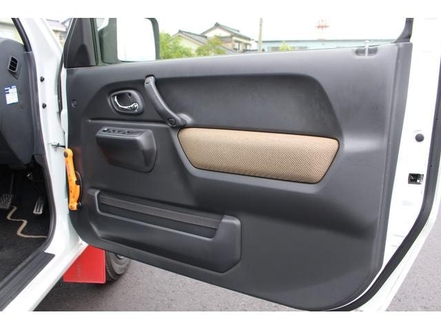 Suzuki JIMNY 2014 — фото автомобиля 1