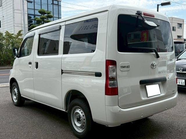Миниатюра 17