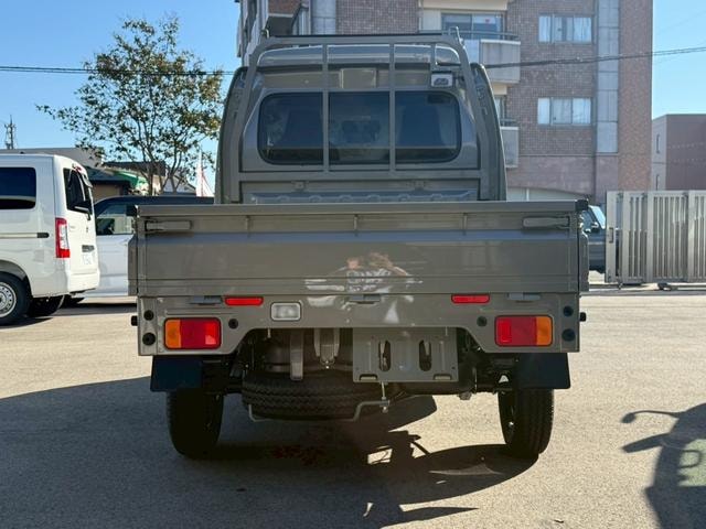 Миниатюра 17