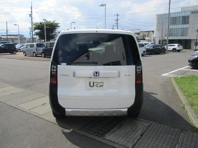 Honda FREED 2024 — фото автомобиля 1
